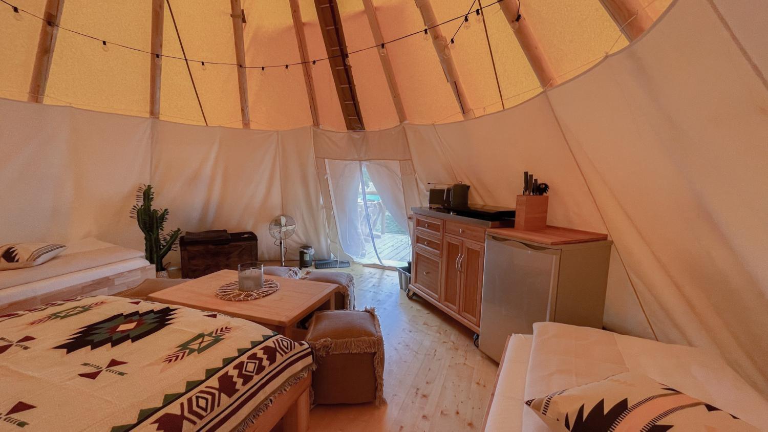 Tipi Illinois Apartment Falkenberg/Elster ภายนอก รูปภาพ