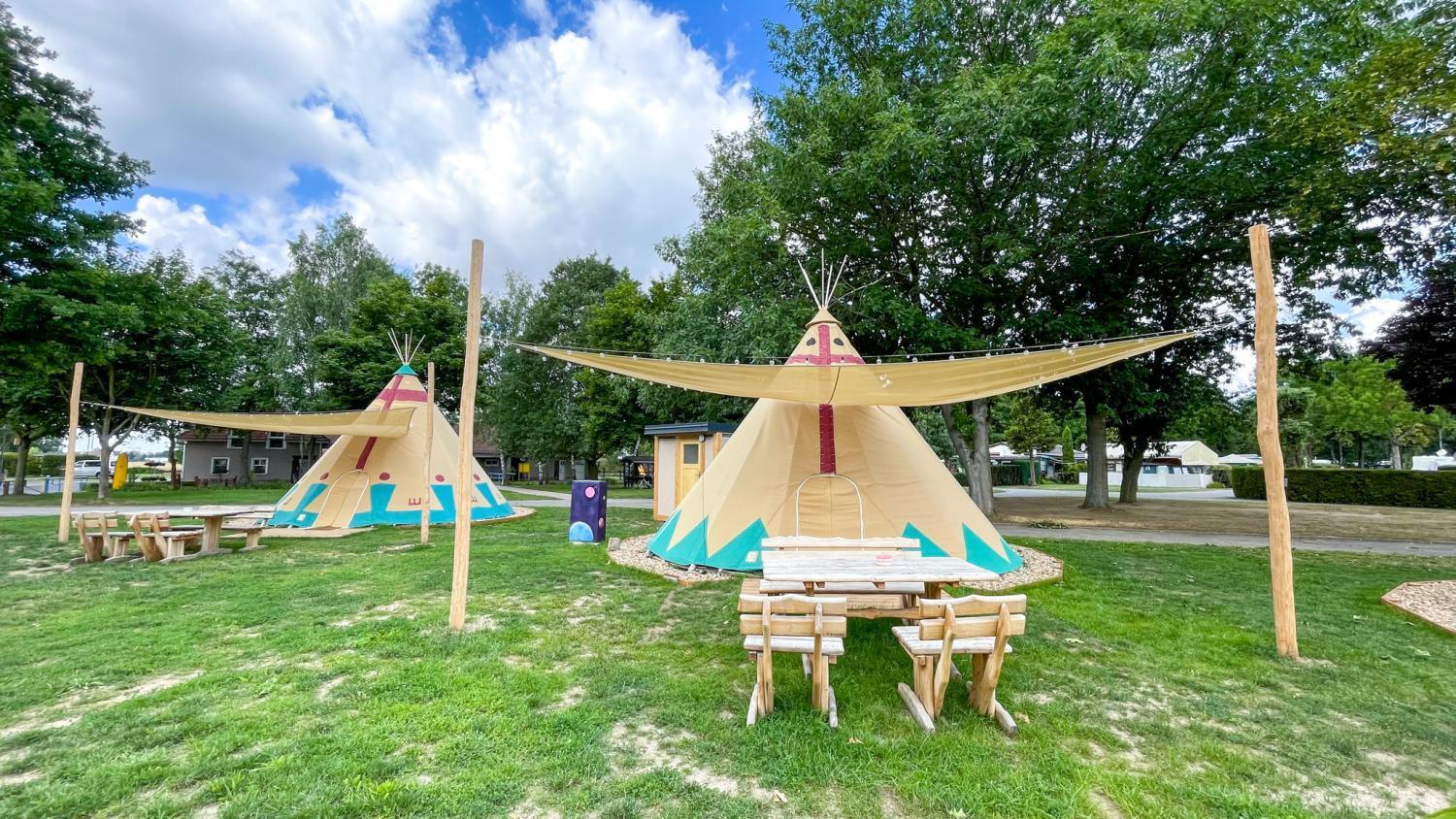Tipi Illinois Apartment Falkenberg/Elster ภายนอก รูปภาพ